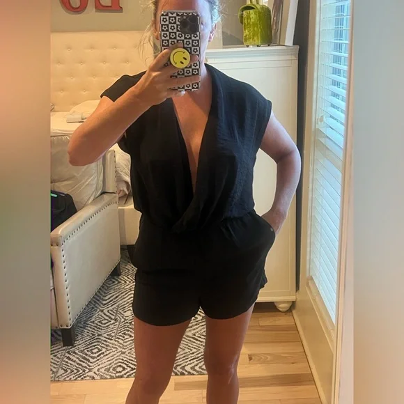 Flawless/Vici - black open front romper! Size Small! - Picture 1 of 3